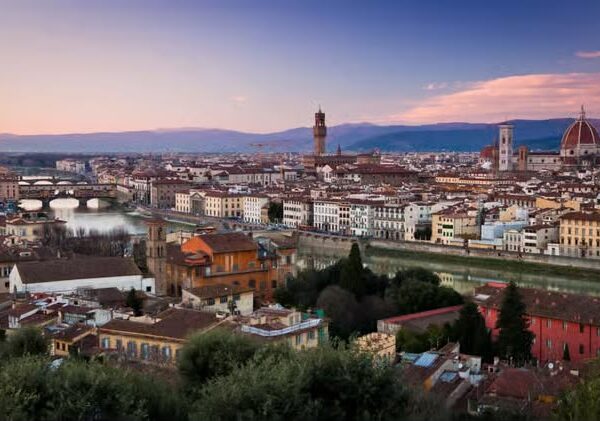 Tour privato rilassante di 2 ore in golf cart a Firenze: colline fiorentine, Porta Romana, Arcetri, Basilica di San Miniato e Piazzale Michelangelo